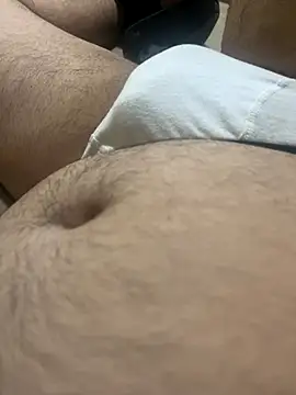 Snapshot of 19033mmmaaa chatting on December 16, 10:37 pm 19033mmmaaa online show from December 16, 10:37 pm