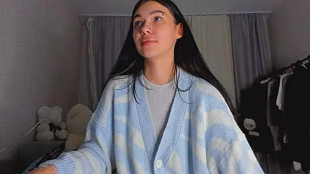 SakuraVibe online show from November 25, 2:28 pm