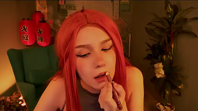 AliceMeowow online show from December 3, 5:15 am