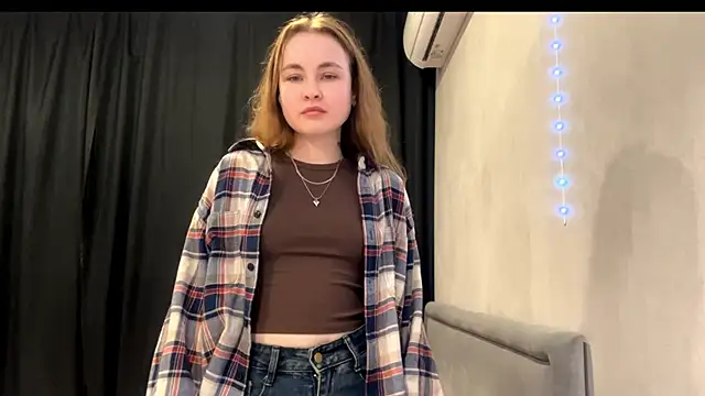 PrettyGhost online show from November 25, 3:12 pm