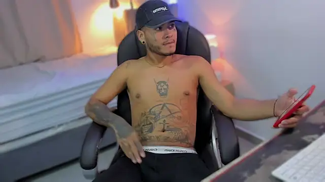 master evil07 online show from November 26, 7:31 am