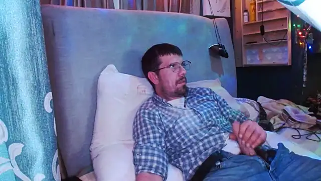 Roadie0187 online show from December 21, 7:26 am