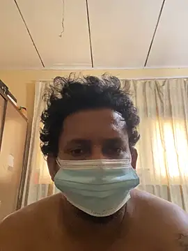 Snapshot of Aki_1994 chatting on December 20, 8:43 am Aki 1994 online show from December 20, 8:43 am