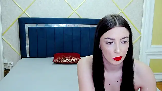 SaraElisse online show from December 2, 10:27 pm