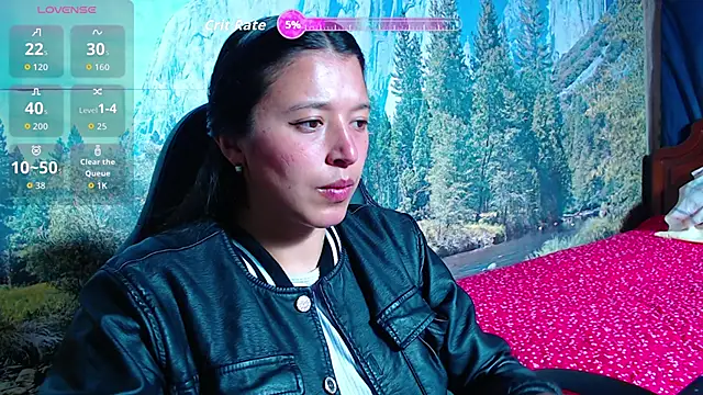 luanablood online show from November 30, 6:12 pm