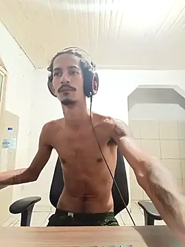 Snapshot of theyllorwillian chatting on November 26, 3:29 am theyllorwillian online show from November 26, 3:29 am