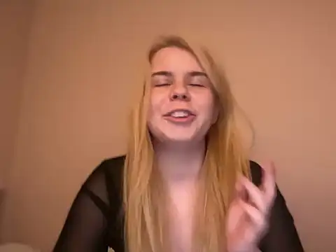 alexisbloom222 online show from December 20, 4:52 am