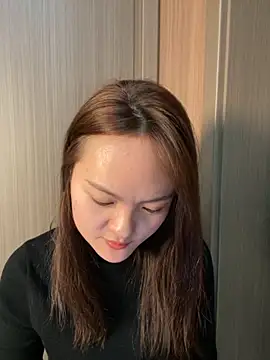 Snapshot of ttkk38970 chatting on November 27, 11:23 am ttkk38970 online show from November 27, 11:23 am