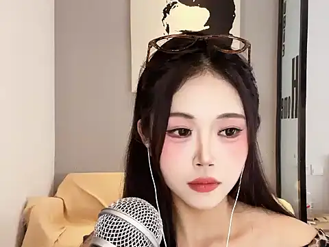 REne-0925 online show from December 17, 8:31 am