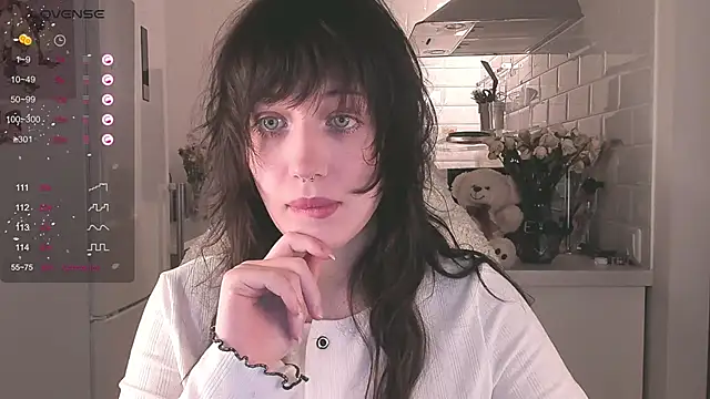 MePretty online show from December 12, 11:58 pm