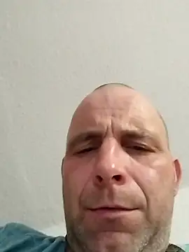 Dannihgd online show from November 29, 10:40 am