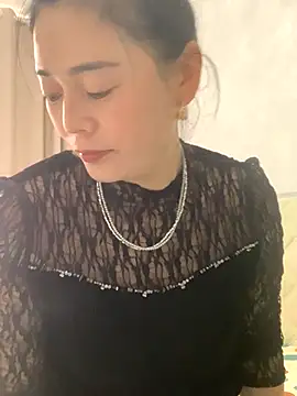 Manlili520 online show from December 2, 3:23 am