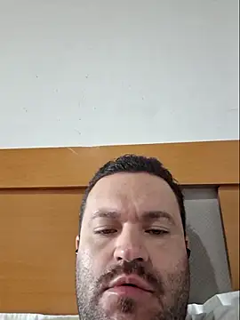 comeseucuzinh online show from November 30, 11:47 am