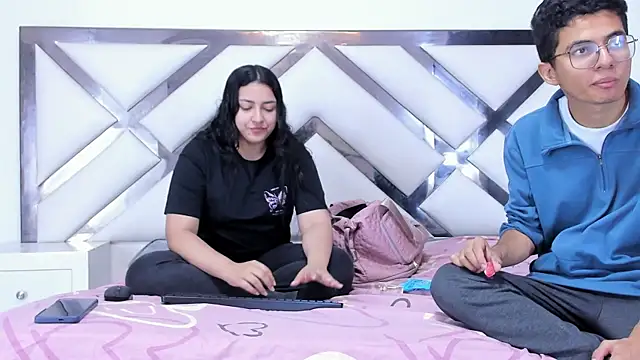 Alexandmelyy online show from December 16, 12:32 pm