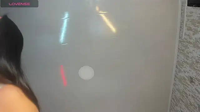 isa bellaax online show from December 15, 12:31 pm