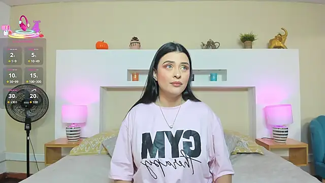 AnikaRomanoff  online show from December 15, 11:25 am