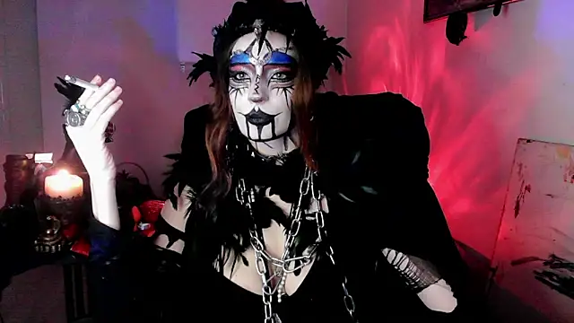 Snapshot of EmpressMorrigan chatting on December 17, 9:59 am EmpressMorrigan online show from December 17, 9:59 am