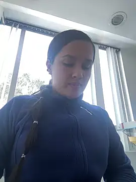 Snapshot of bela_miel chatting on December 17, 5:30 pm bela miel online show from December 17, 5:30 pm