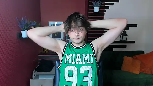 Snapshot of ErosPulseee chatting on December 17, 12:11 pm ErosPulseee online show from December 17, 12:11 pm