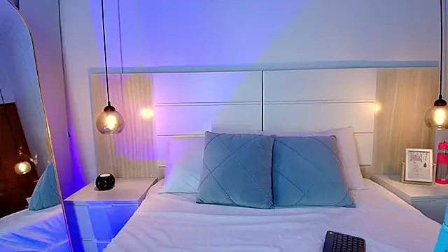 Snapshot of tamara_walter chatting on December 17, 3:29 pm tamara walter online show from December 17, 3:29 pm