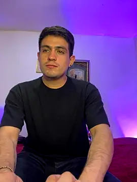 Snapshot of williamsmiiths16 chatting on December 5, 3:26 am williamsmiiths16 online show from December 5, 3:26 am