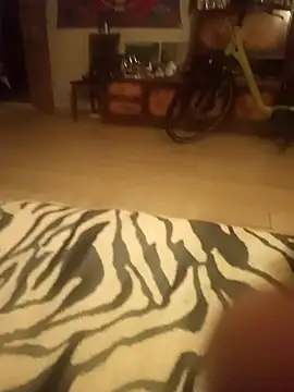 Sryyhxrhncfh online show from December 3, 7:56 pm