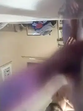 bigjohnson2914 online show from December 14, 9:30 pm