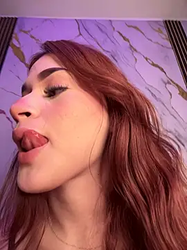 Francesca Galeano online show from December 17, 8:48 pm