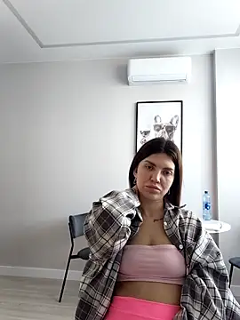 Snapshot of Zona52 chatting on December 14, 8:09 am Zona52 online show from December 14, 8:09 am