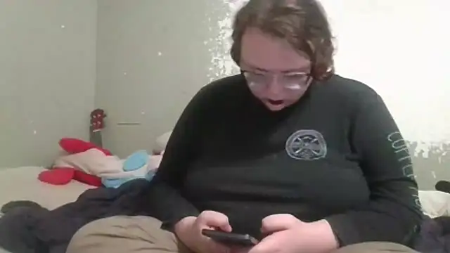 Snapshot of Rentastnrgurl chatting on December 16, 12:54 pm Rentastnrgurl online show from December 16, 12:54 pm