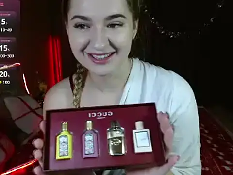 Bella  Blush online show from December 20, 10:39 pm