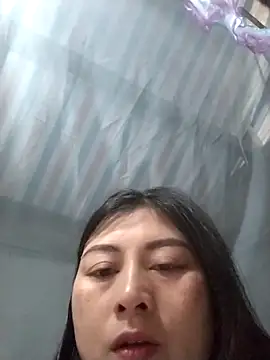 Snapshot of Paerl-sweet chatting on December 16, 2:16 am Paerl-sweet online show from December 16, 2:16 am