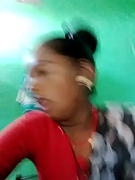 Snapshot of kami_sexe chatting on December 18, 8:09 am kami sexe online show from December 18, 8:09 am