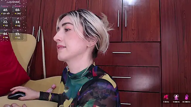 carly grasso online show from February 26, 2:48 am