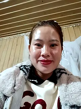 Snapshot of mayni012314 chatting on December 14, 6:41 am mayni012314 online show from December 14, 6:41 am