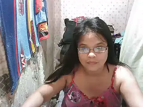 Snapshot of Hotty_babe23 chatting on December 13, 7:53 pm Hotty babe23 online show from December 13, 7:53 pm