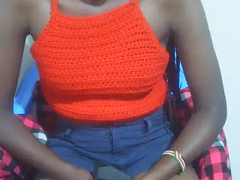 Snapshot of QueenMerri5 chatting on December 14, 1:11 am QueenMerri5 online show from December 14, 1:11 am