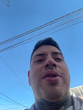 Snapshot of Marlokeo69 chatting on December 13, 9:42 pm Marlokeo69 online show from December 13, 9:42 pm