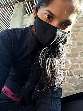 Snapshot of vivi_sexe chatting on December 17, 9:48 am vivi sexe online show from December 17, 9:48 am