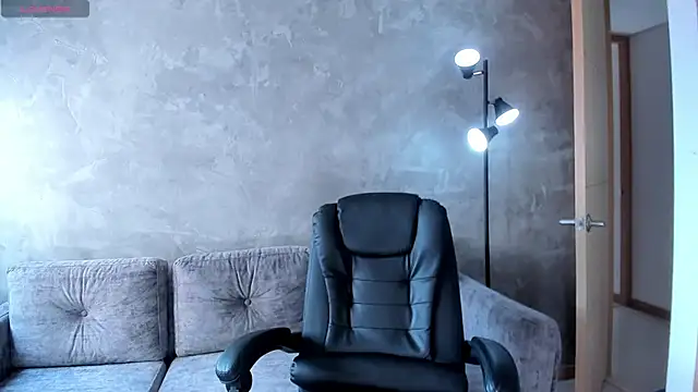 Snapshot of ValerieAustin chatting on December 16, 6:02 pm ValerieAustin online show from December 16, 6:02 pm