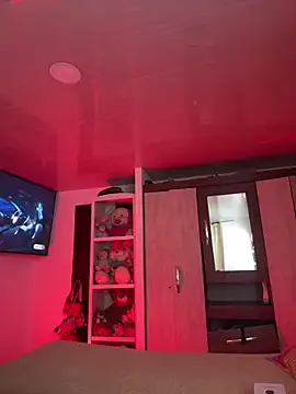 Snapshot of Aurora_Dolce chatting on December 18, 1:22 am Aurora Dolce online show from December 18, 1:22 am