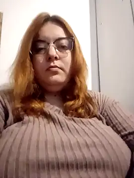 Snapshot of LilithUmbra chatting on December 15, 1:59 pm LilithUmbra online show from December 15, 1:59 pm