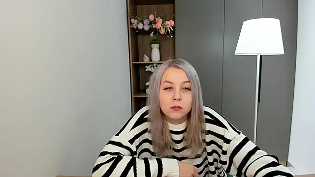 PorshaEicke online show from December 16, 3:11 am