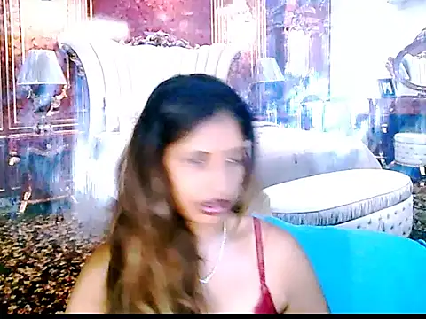 Snapshot of IndianHunnie69 chatting on December 16, 5:45 am IndianHunnie69 online show from December 16, 5:45 am