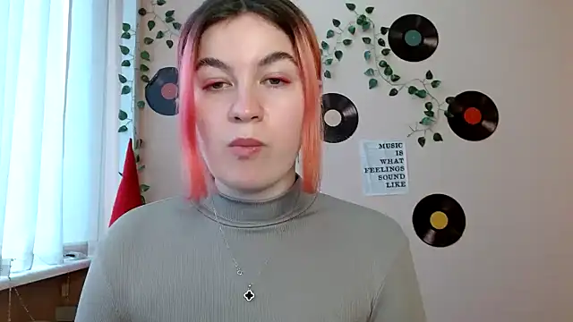 Snapshot of Aura__Myst chatting on December 19, 12:01 pm Aura Myst online show from December 19, 12:01 pm