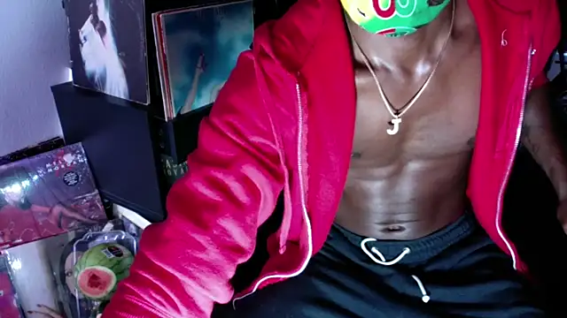 ISLANDBANANA1 online show from December 14, 6:56 pm