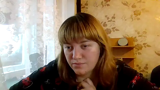 Snapshot of swett_girll chatting on December 14, 11:26 am swett girll online show from December 14, 11:26 am