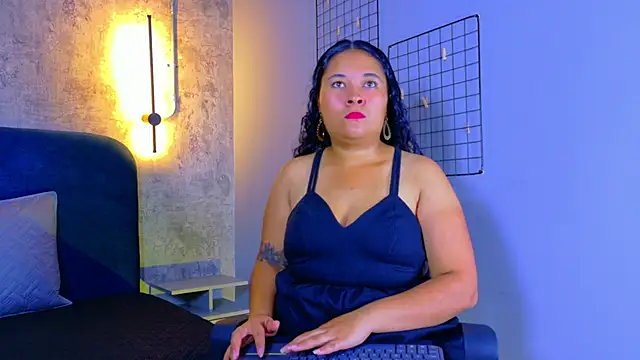 RavenLevi online show from December 16, 12:10 pm