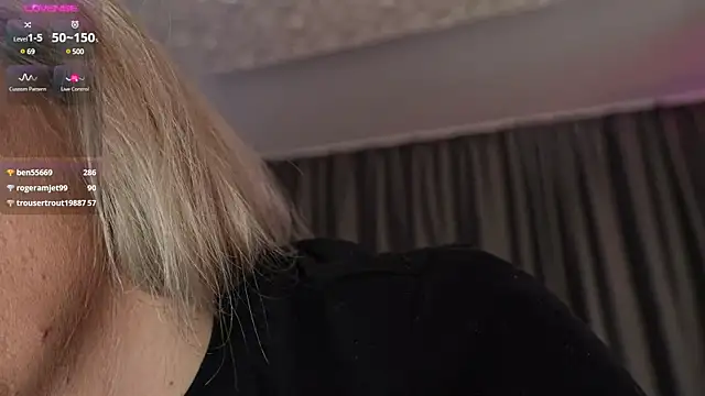 creampussyy online show from February 18, 10:58 pm