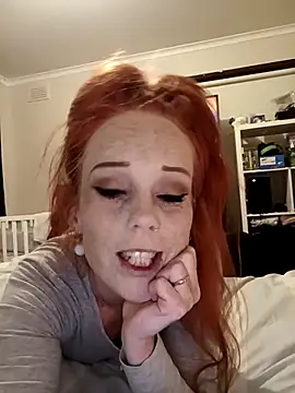 Snapshot of Niudla chatting on December 14, 10:42 am Niudla online show from December 14, 10:42 am